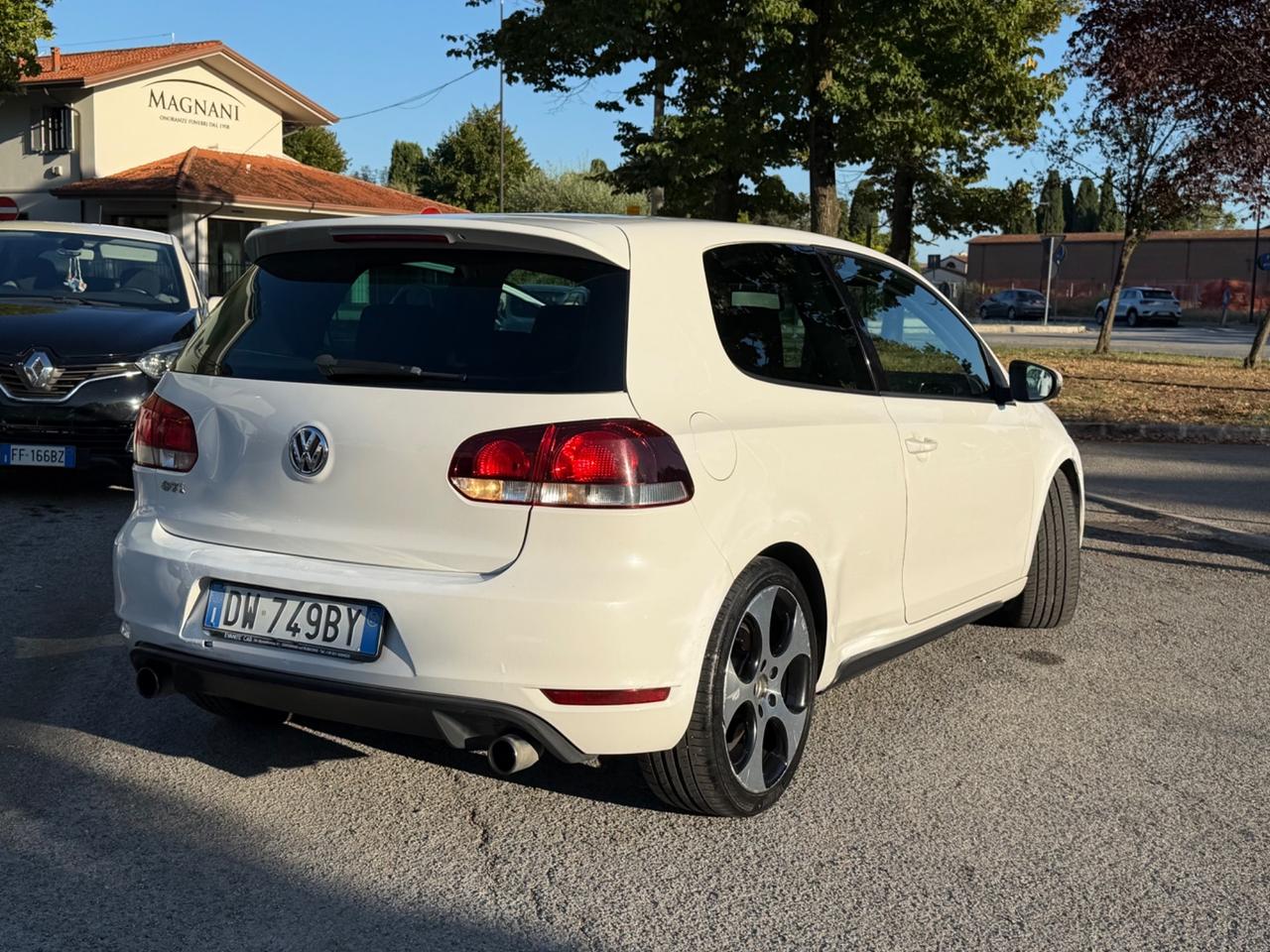 Volkswagen Golf 2.0 TSI 3p. GTI