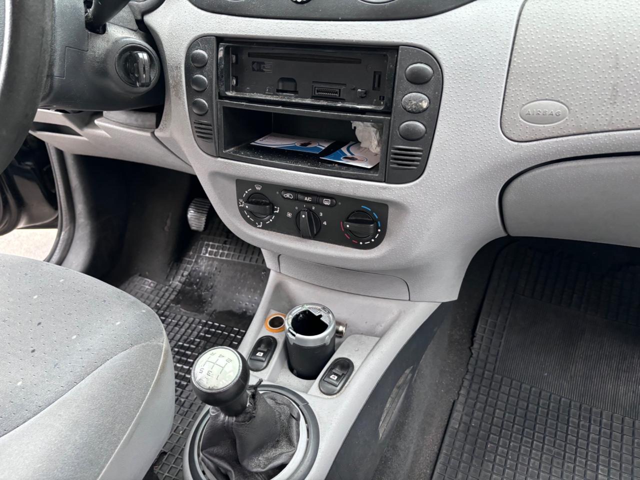 Citroen C3 1.6 HDi 90CV Exclusive