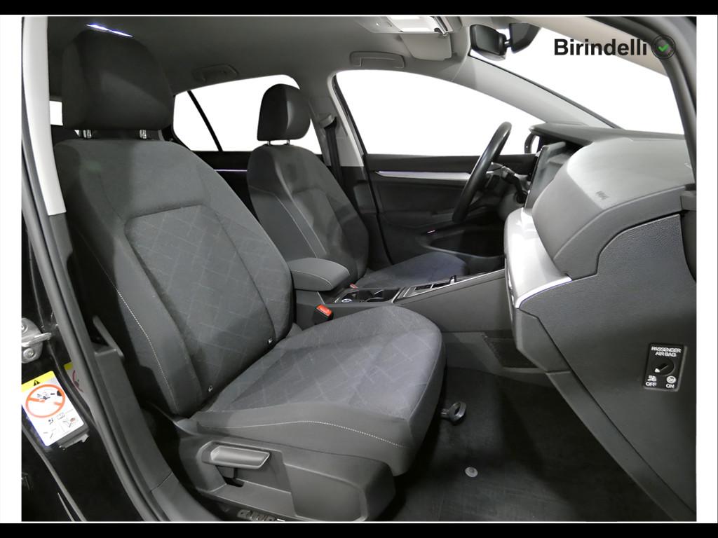 VOLKSWAGEN Golf 8ª serie - Golf 2.0 TDI 150 CV DSG SCR Life