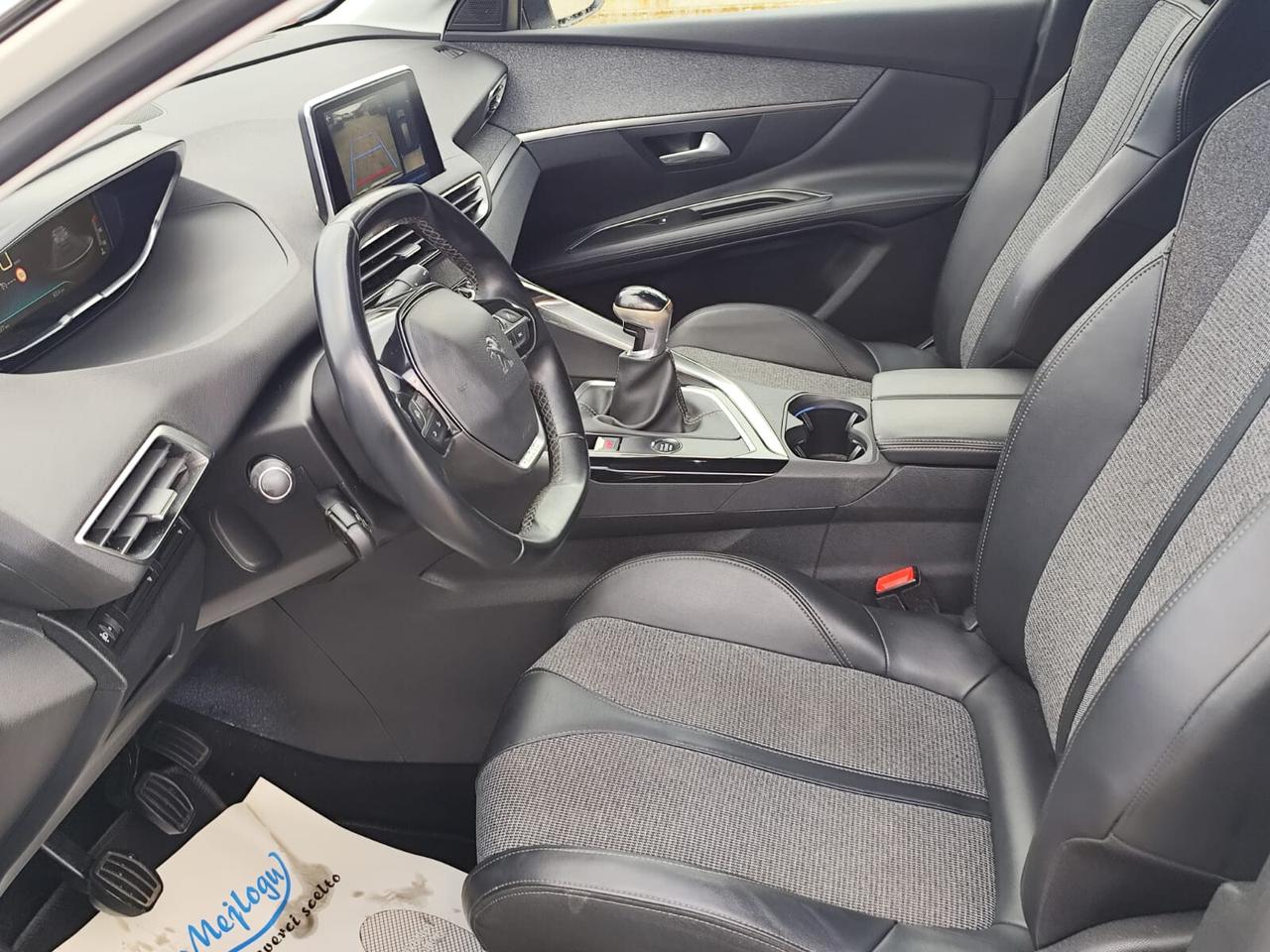 Peugeot 3008 BlueHDi 130 S&S Allure