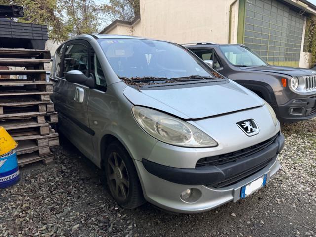 PEUGEOT 1007 FUORI TUTTO!!!!!!!!!Porte scorrevoli