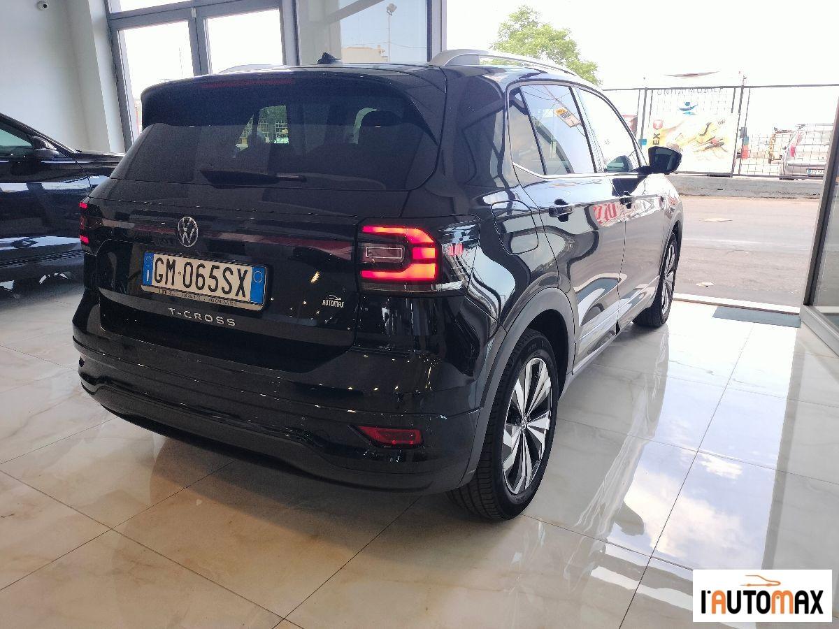 VOLKSWAGEN - T-Cross 1.0 TSI DSG R-Line