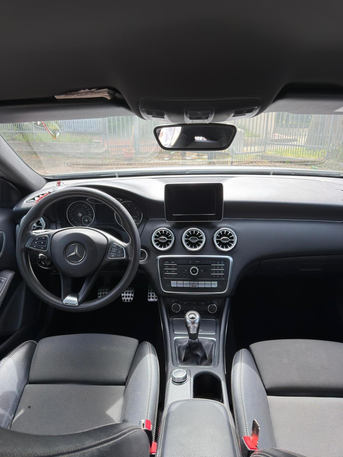Mercedes-benz A 180D Business 2016