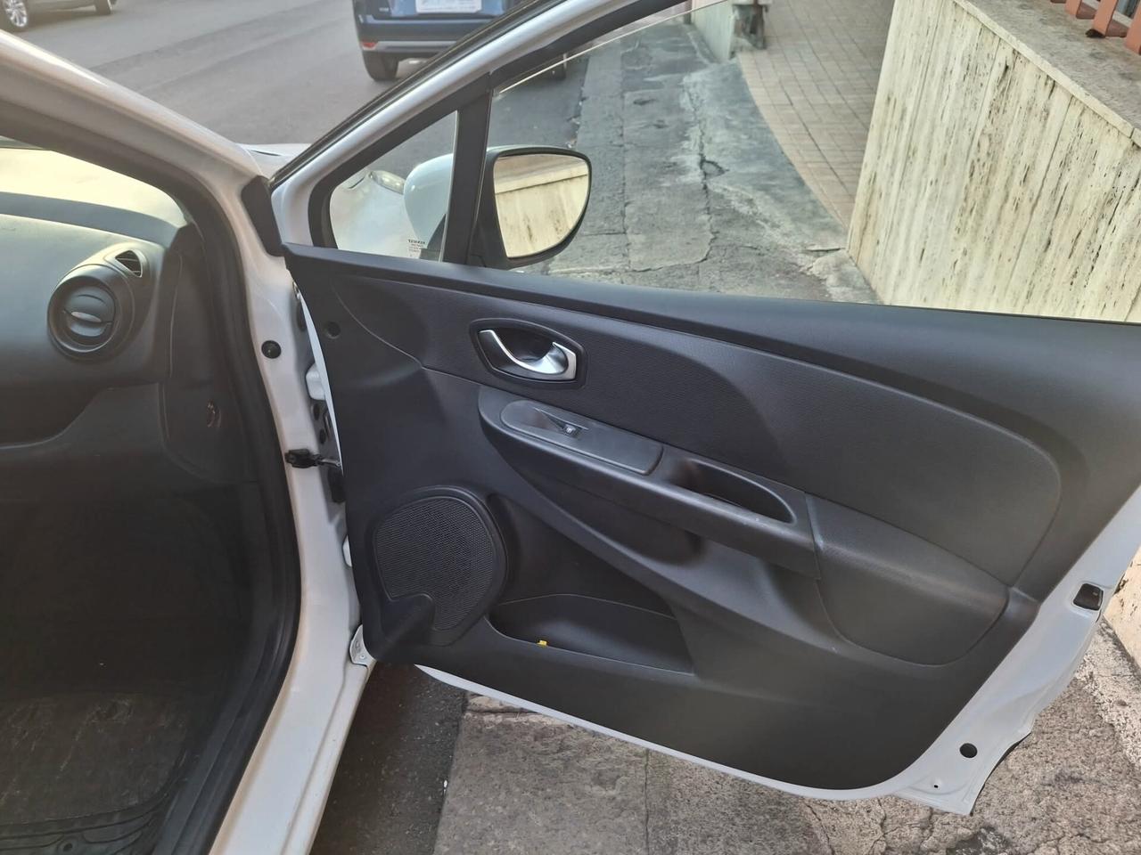 Renault Clio Sporter 1.5 dCi 8V 75CV Wave