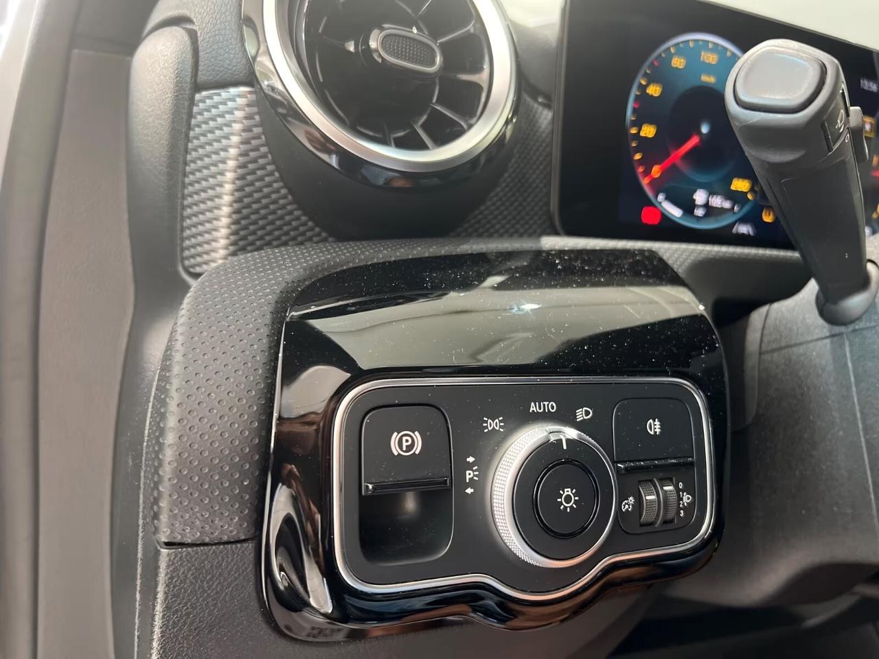 Mercedes-benz A 180 d Automatic aDVANCED