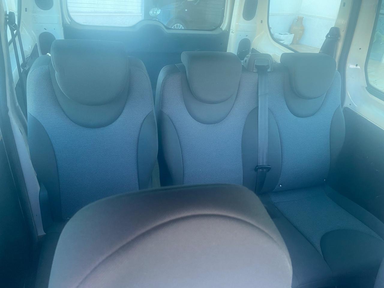 Peugeot Expert Tepee 2.0 HDi 120CV FAP PC Comfort 6P