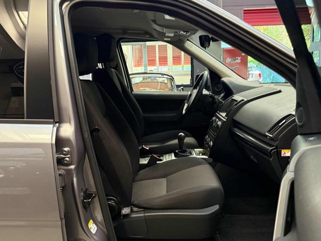 LAND ROVER Freelander 2.2 TD4 S.W. SE