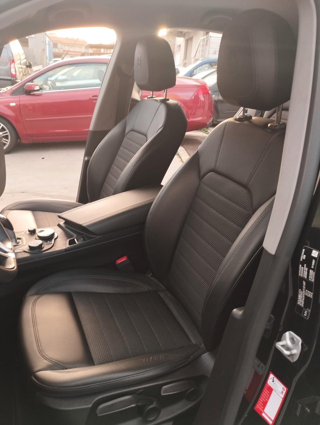 Alfa Romeo Stelvio 2.2 Turbodiesel 190 CV AT8 Q4 Executive