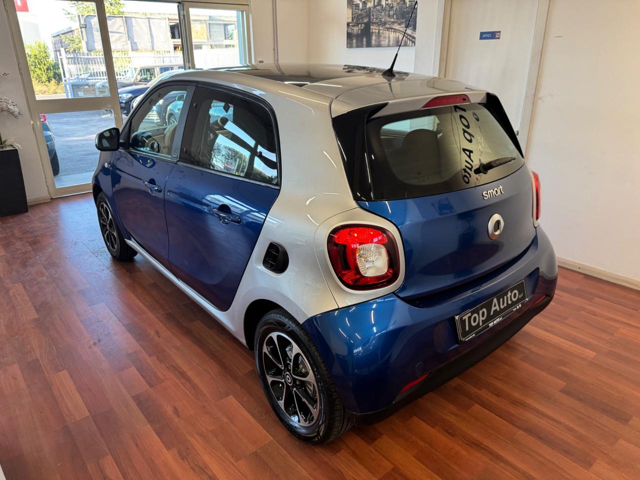 SMART FORFOUR 70 1.0 PASSION