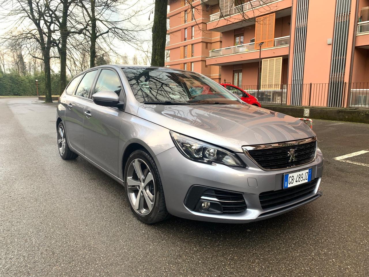 Peugeot 308 BlueHDi 130 S&S Allure