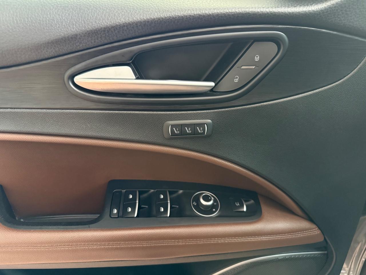 Alfa Romeo Stelvio 2.2 Turbodiesel 180Cv E6