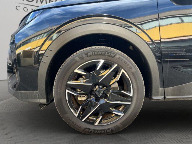 PEUGEOT 5008 Hybrid 145 e-DCS6 Allure