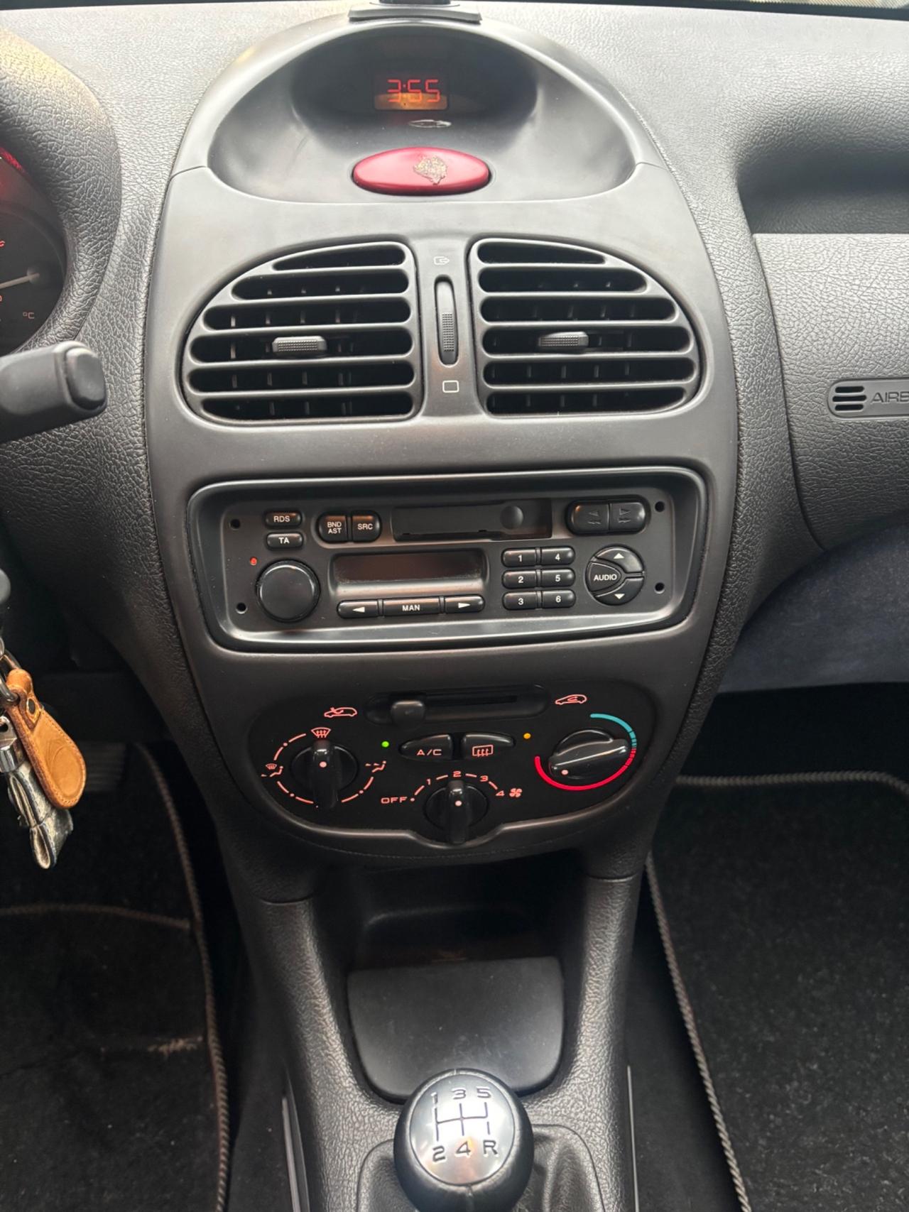 Peugeot 206 1.4 3p. XT