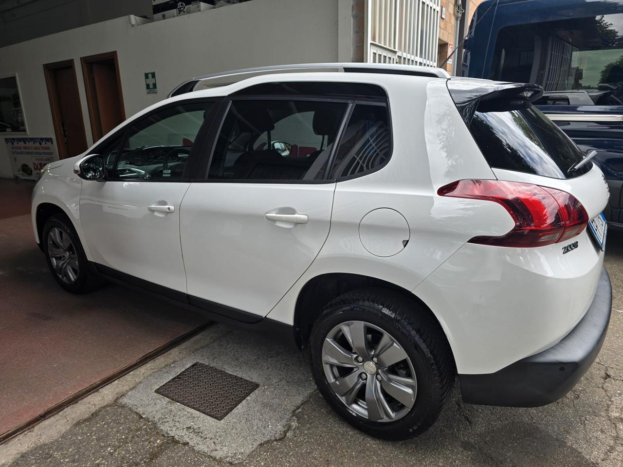 Peugeot 3008 BlueHDi 120 S&S Business rate 165