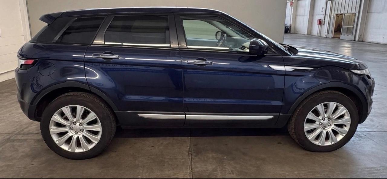 Land Rover Range Evoque 2.2 TD4 5p. Pure Tech Pack