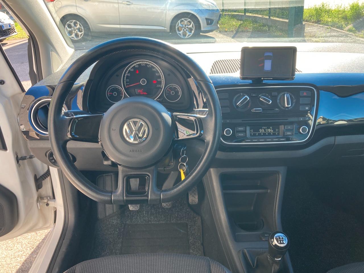 Volkswagen High UP! 1.0 75 CV 5p.