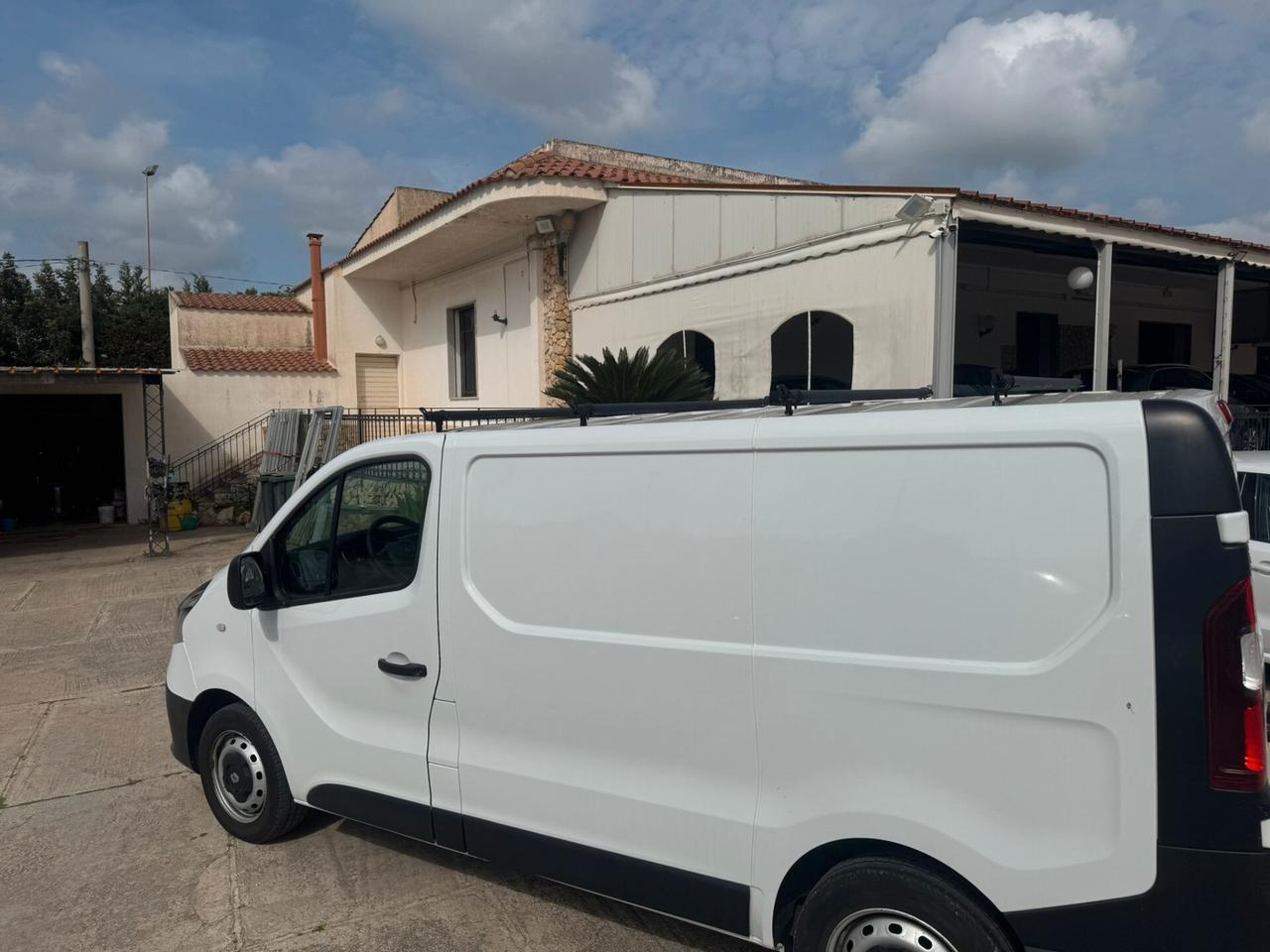 Renault trafic
