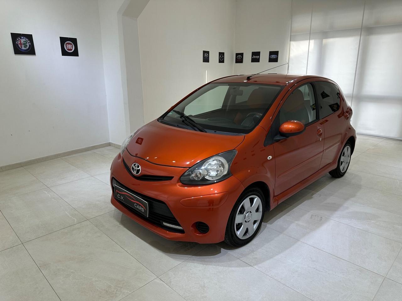 Toyota Aygo 1.0 12V VVT-i 5 porte Lounge