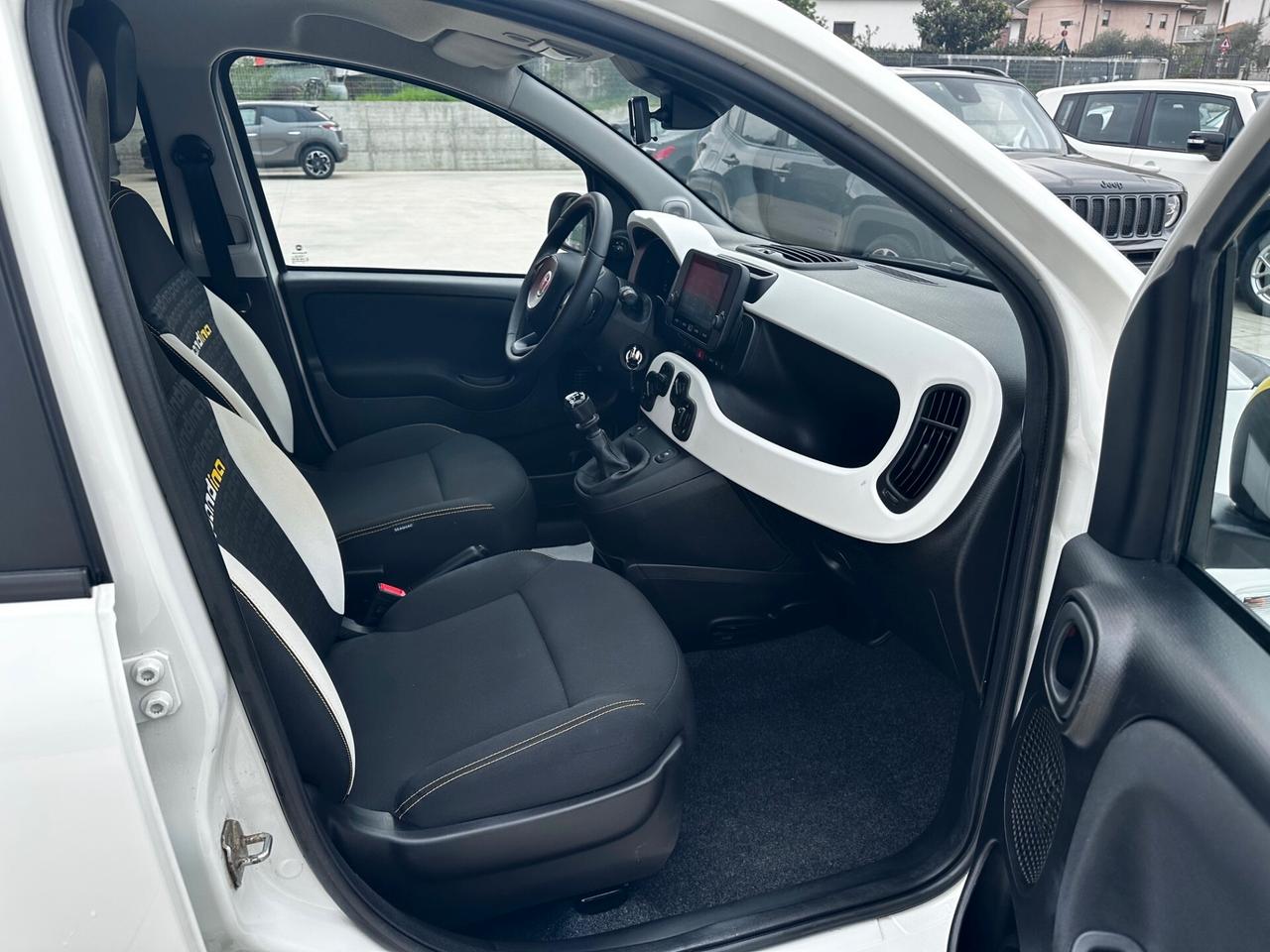 Fiat Panda 1.0 Hybrid Pandina CROSS