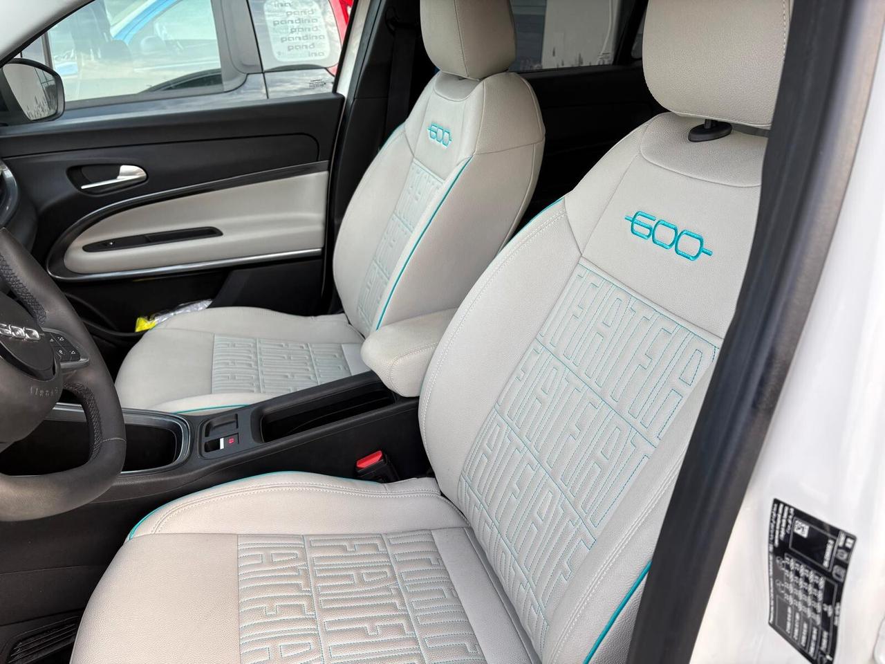Fiat 600 Hybrid 145 CV DCT MHEV La Prima