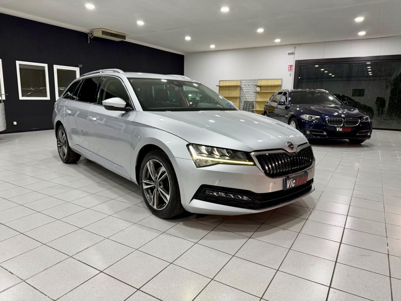Skoda Superb 1.6 TDI SCR DSG Wagon Style
