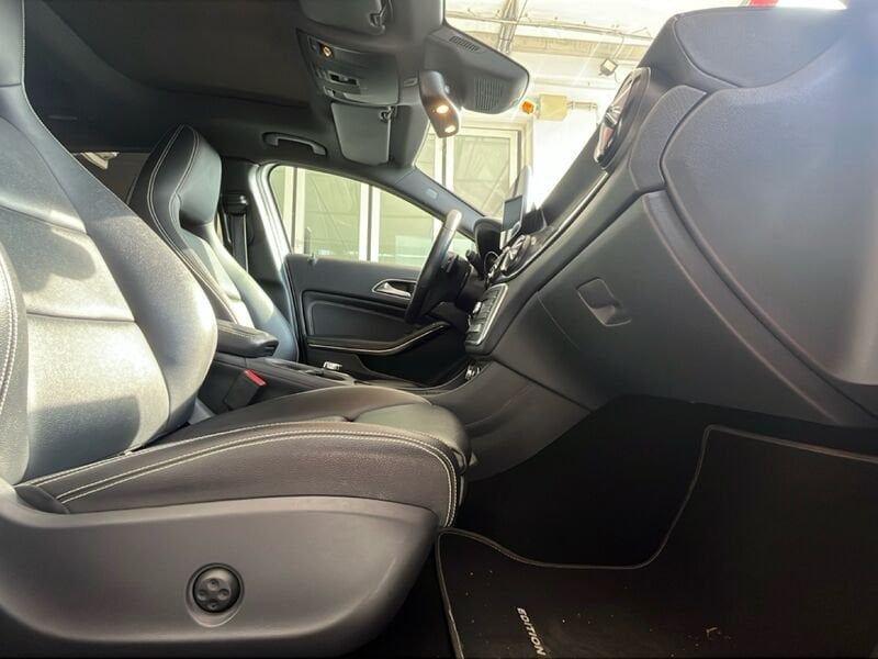 Mercedes-Benz GLA 200 d Automatic Premium