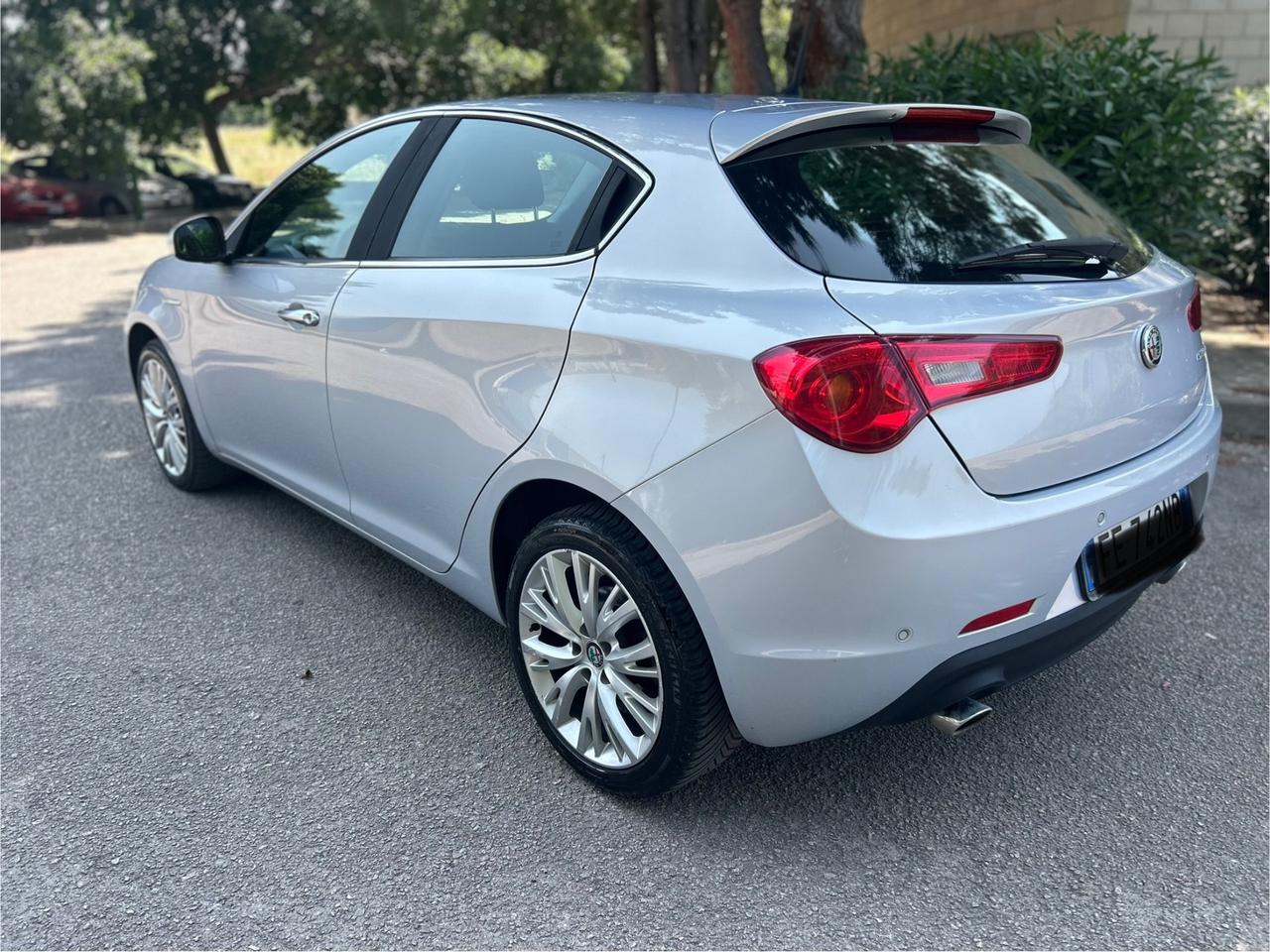 Alfa Romeo Giulietta 2.0 JTDm-2 150 CV Exclusive