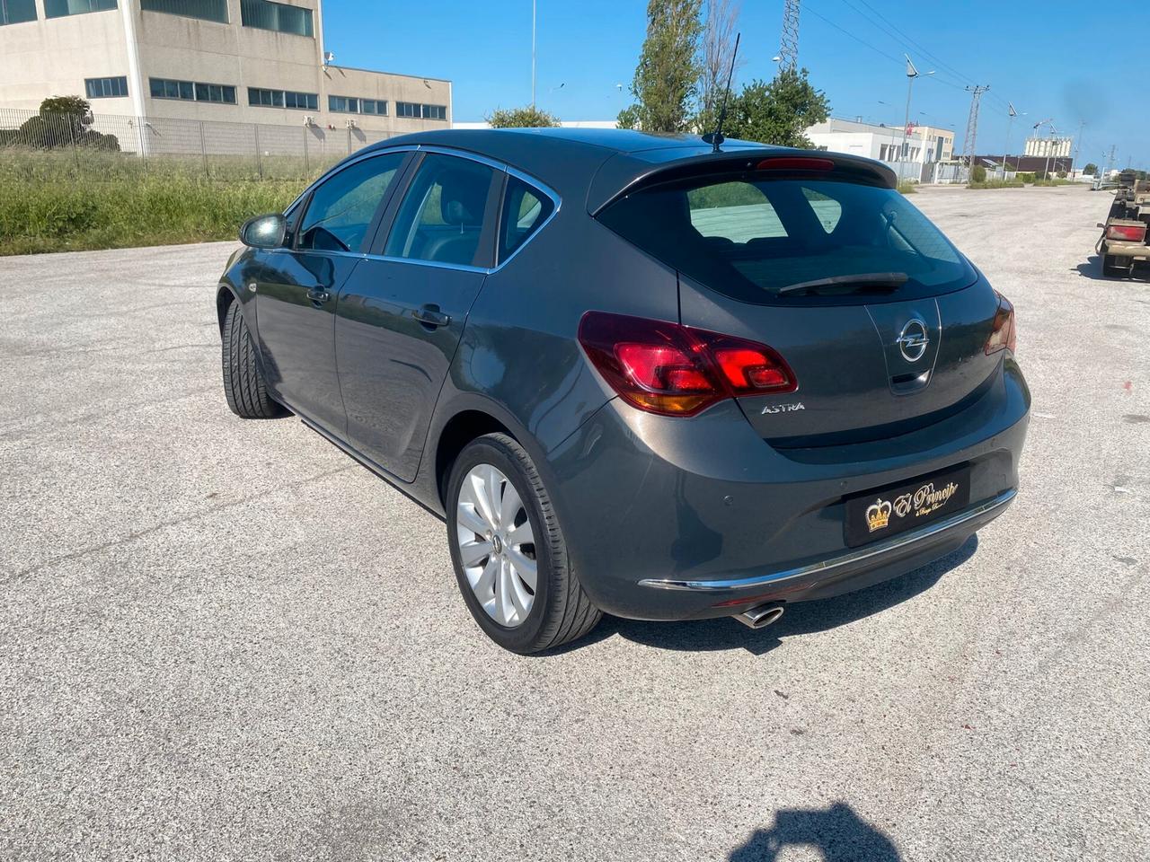 Opel Astra 1.4 Turbo 140CV 5 porte GPL Tech Cosmo