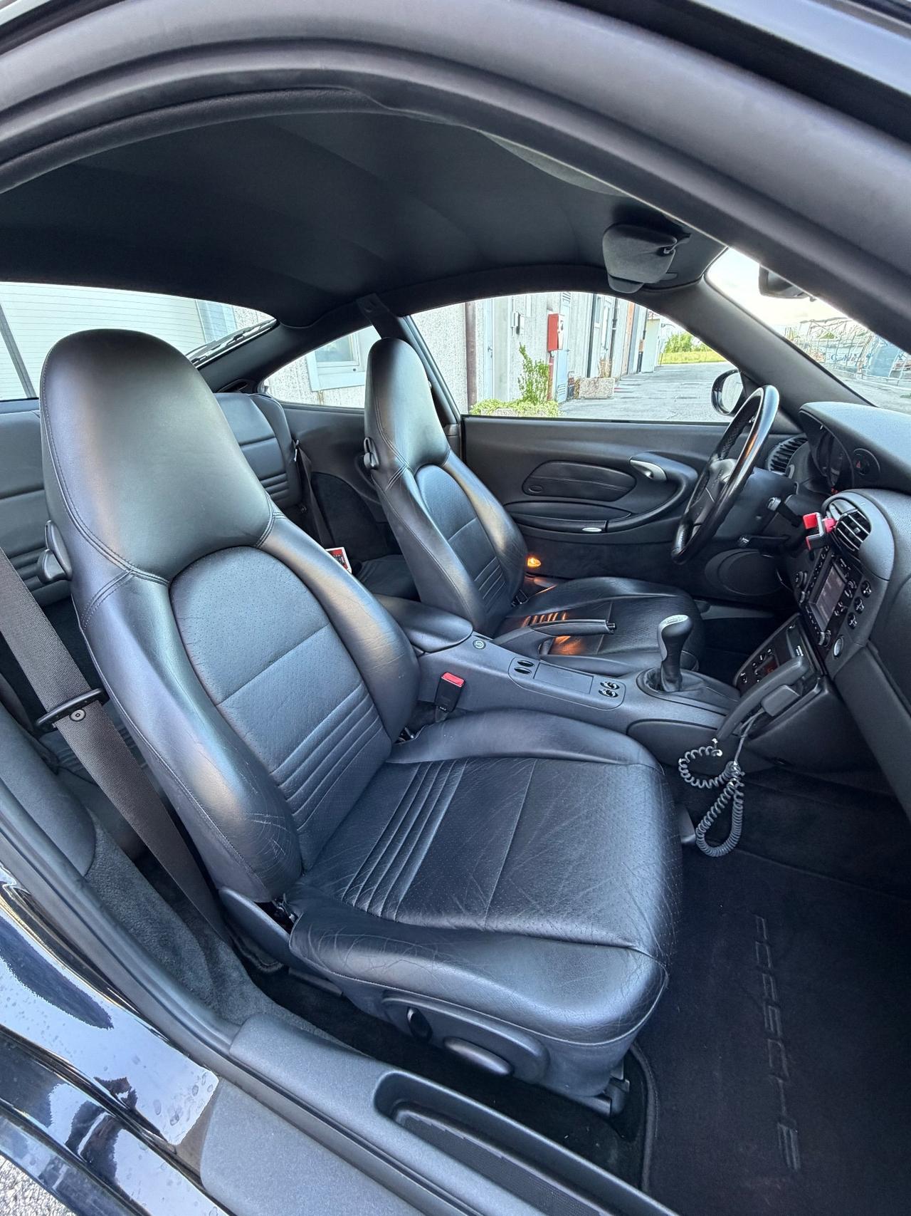 Porsche 996 Carrera Coupé