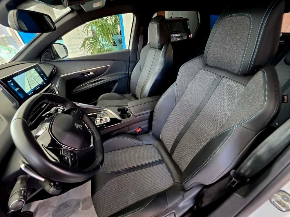 Peugeot 3008 1.5hdi 2023 EAT8 Allure