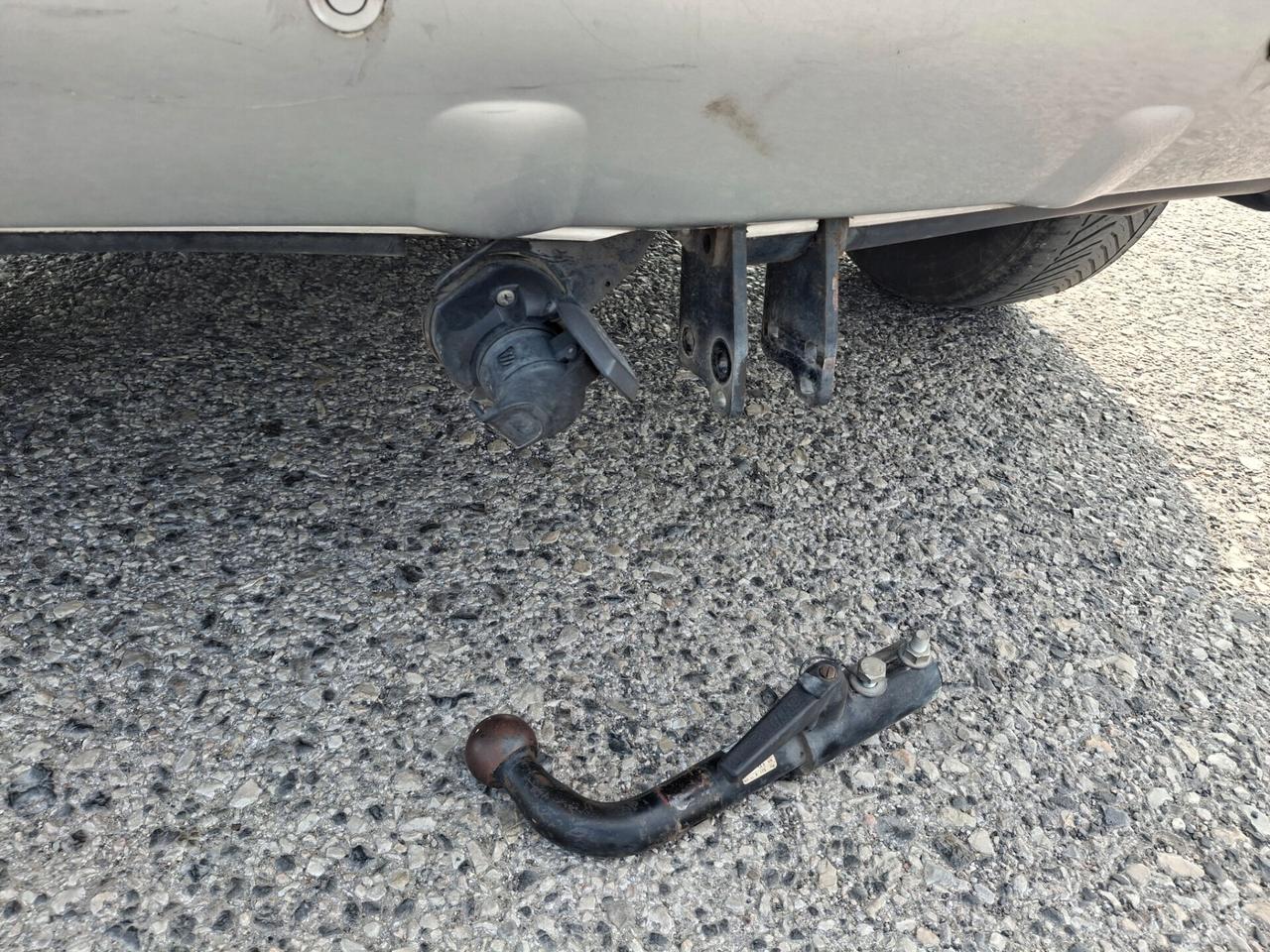 Toyota RAV4-2.2 D-4D 136 CV. Sol*GANCIO TRAINO*