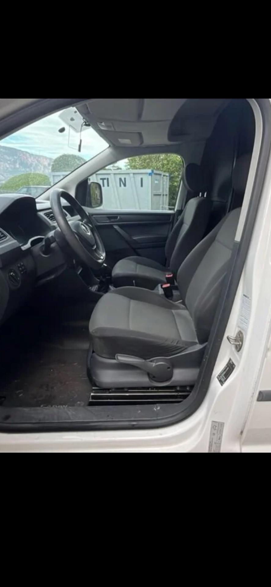 Volkswagen Caddy 2.0 TDI 102 CV Furgone Business