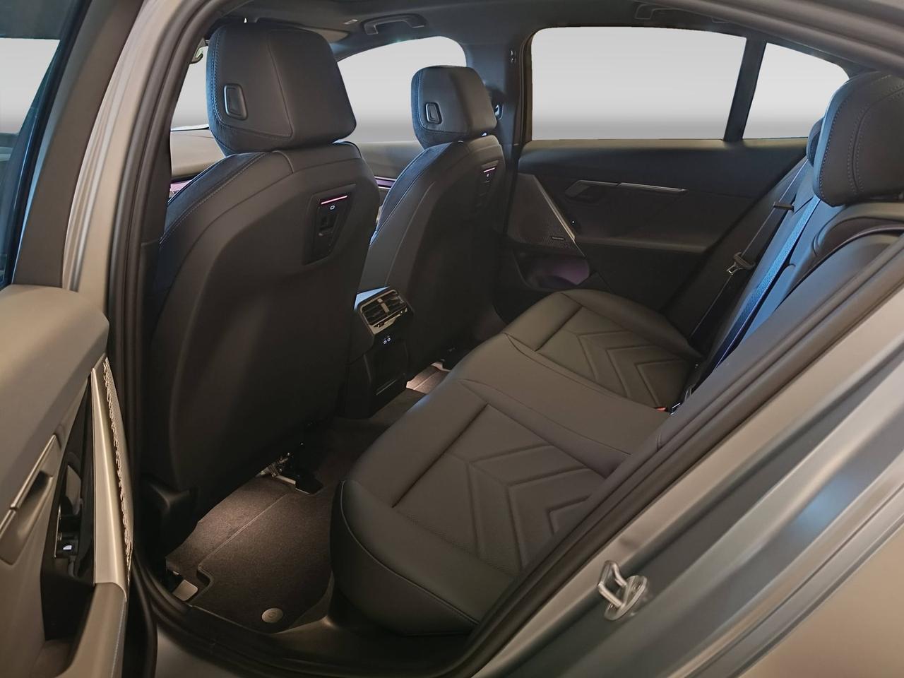 BMW BMW i5 xDrive40 Berlina