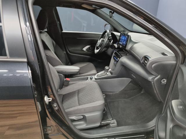 TOYOTA Yaris Cross 1.5 Hybrid 5p. E-CVT AWD-i TREND