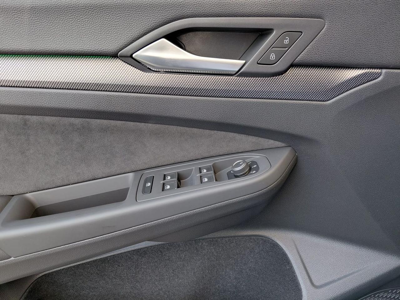 Volkswagen Golf 2.0 tsi DSg 265 Cv TSI GTI #10384