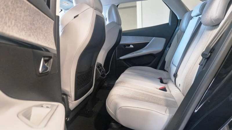 Peugeot 3008 BlueHDi 130 CV S&S EAT8 Allure