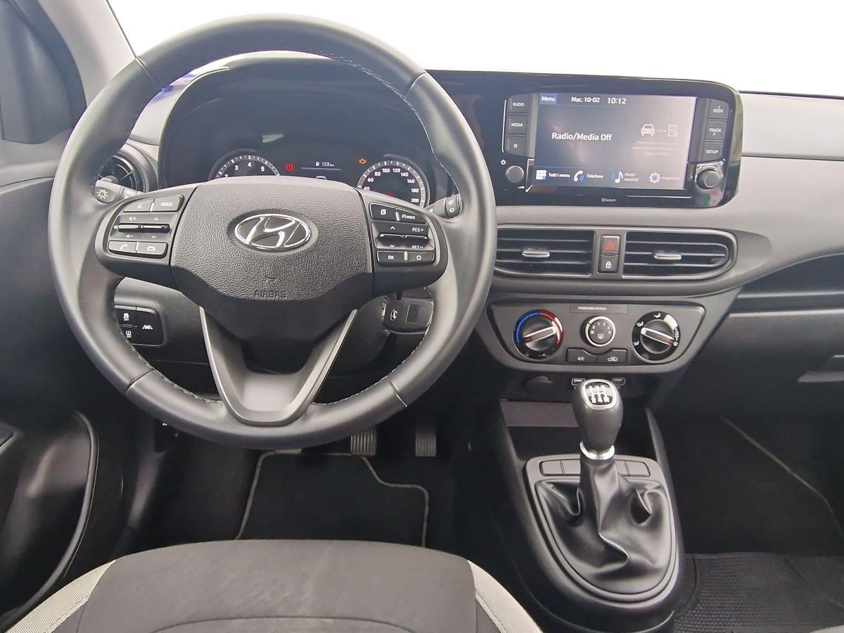 HYUNDAI I10 1.0 TECH + CONNECT