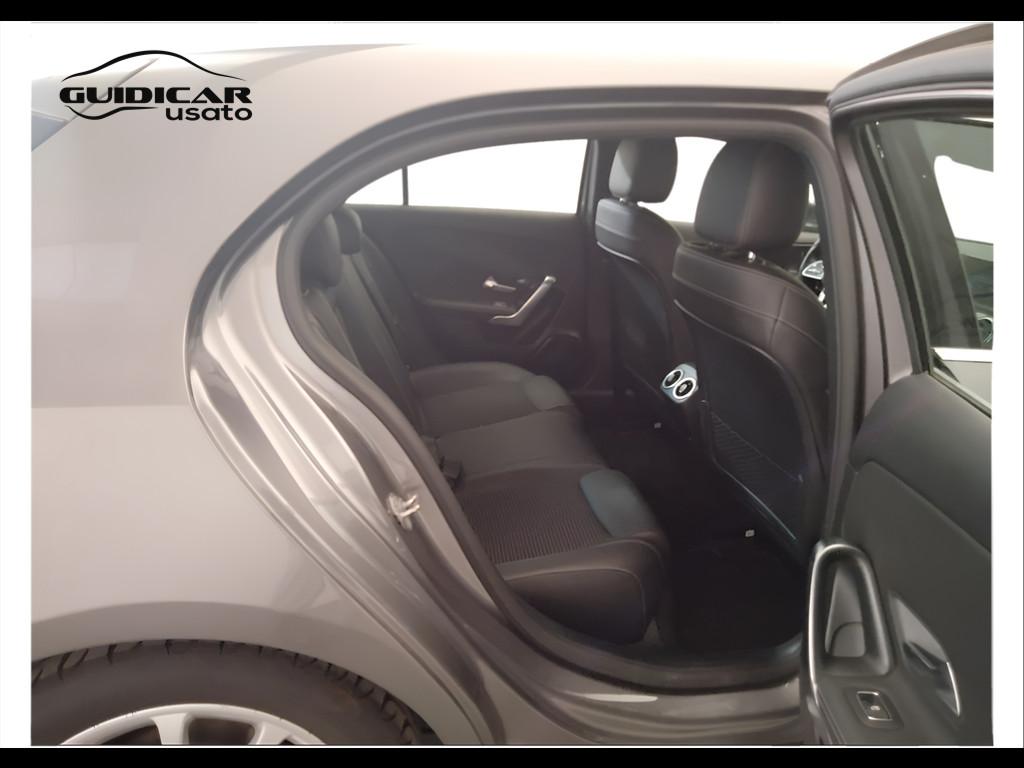 Mercedes-Benz Classe A - W177 2018 - A 180 d Sport auto