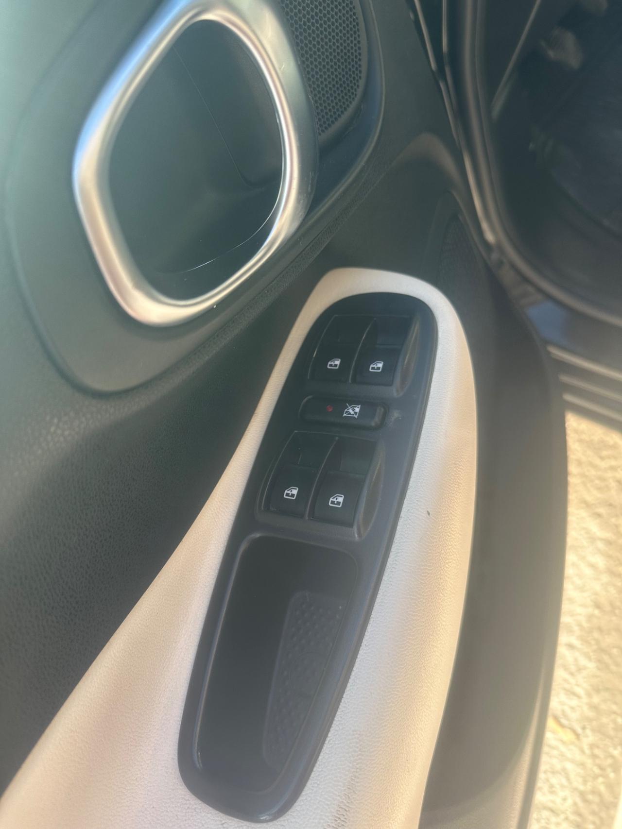 Fiat 500L 1.6 Multijet 105 CV Trekking 2014 KM 245101 CERT 1