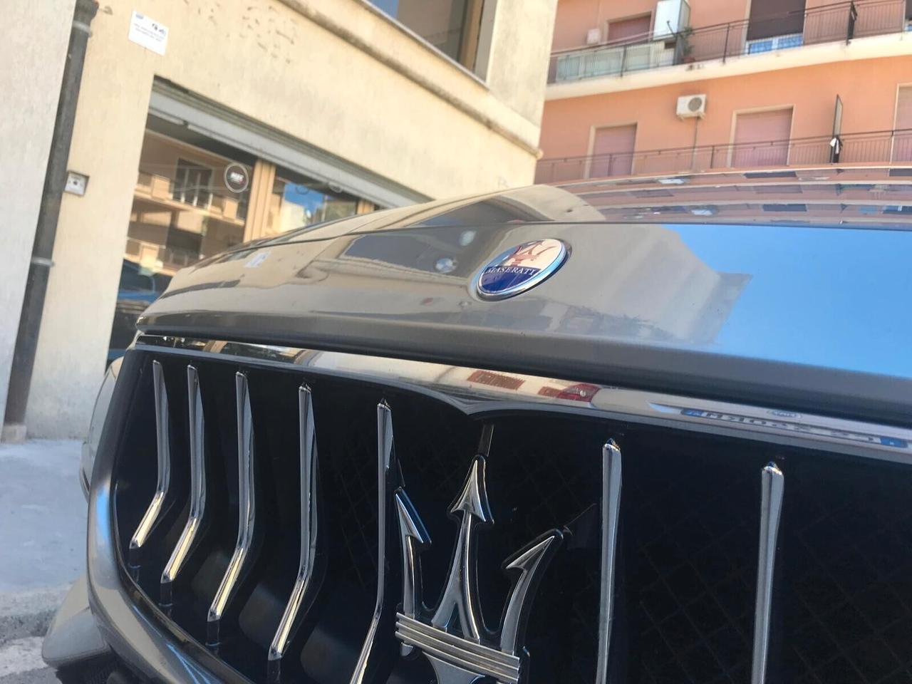 Maserati Ghibli V6 Diesel 250cv 12/2020