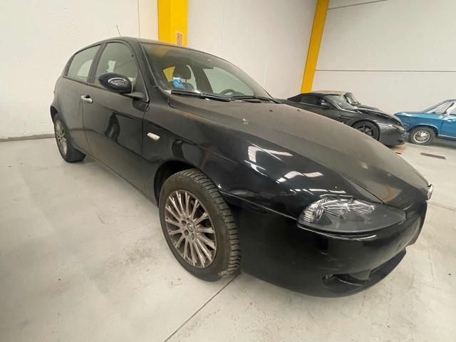 ALFA ROMEO 147 1.9 JTD (120) 5 porte Progression