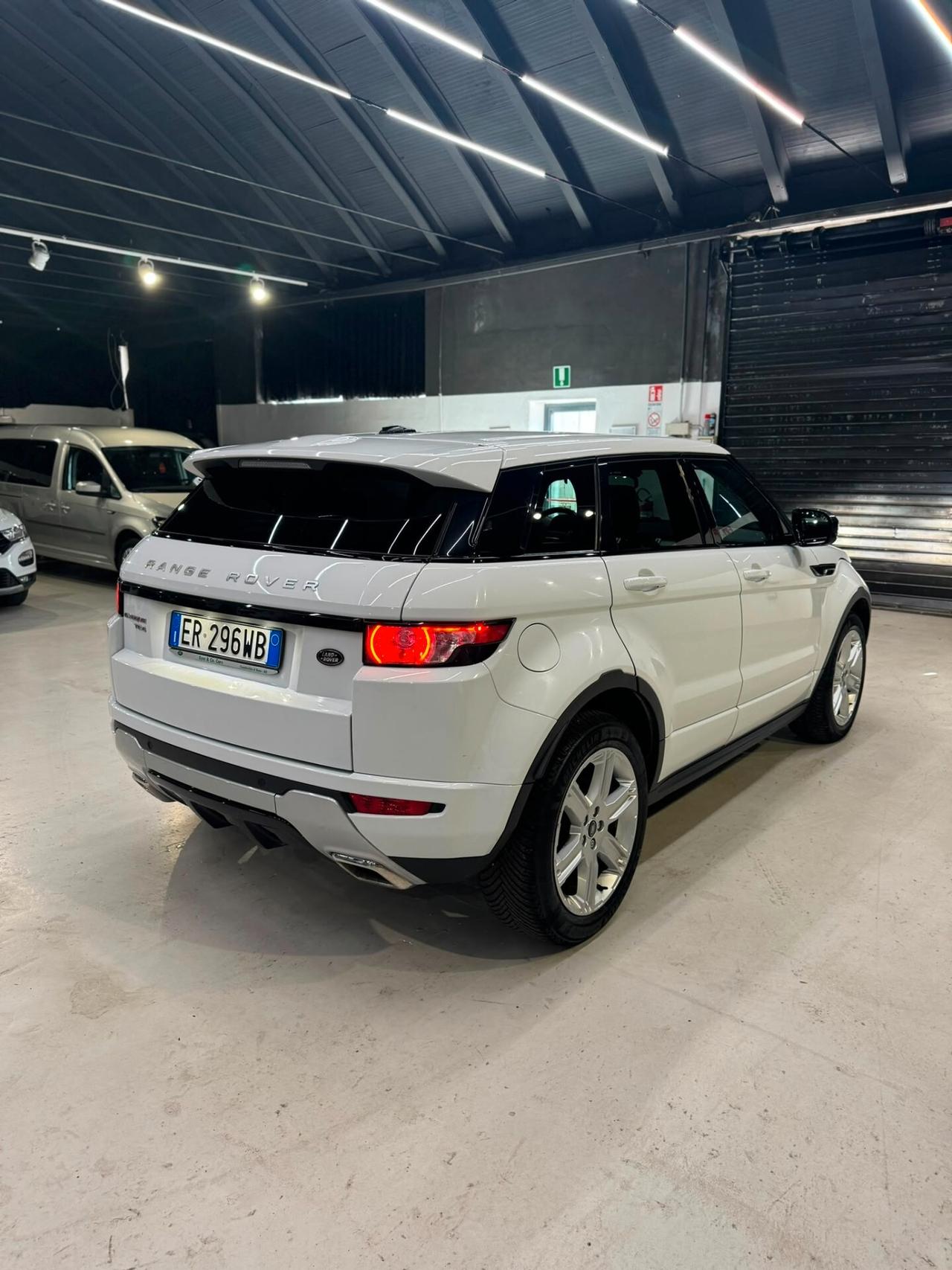 Land Rover Range Evoque 2.2 TD4 5p. Prestige