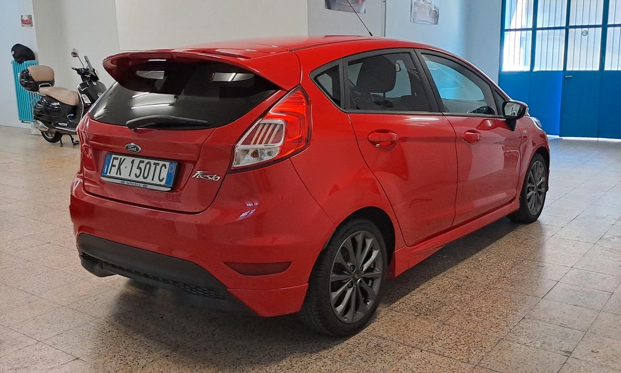 Ford Fiesta 1.5 TDCi 75CV 5p ST-Line Neopatentati
