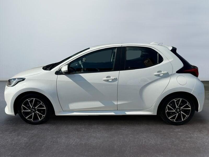 Toyota Yaris Hybrid Trend MY22