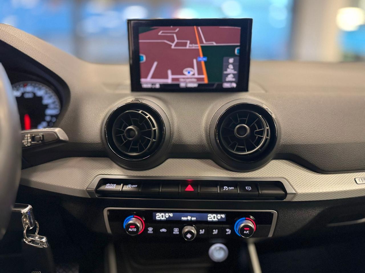 Audi Q2 1.6 TDI S tronic 116cv S-line