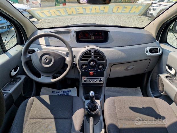 RENAULT Modus 1.2 75 Cv Euro5 Neopatentati