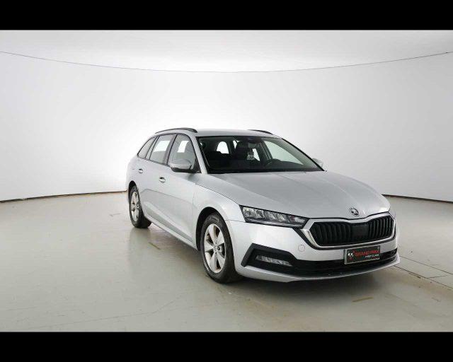 SKODA Octavia 2.0 TDI EVO SCR 150 CV DSG Wagon Executive