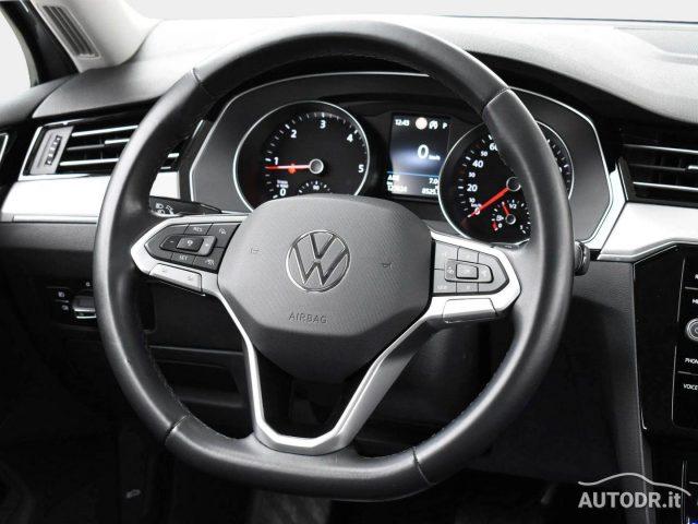 VOLKSWAGEN Passat Variant 2.0 TDI EVO DSG Business Fari LED, Navi, Ambient