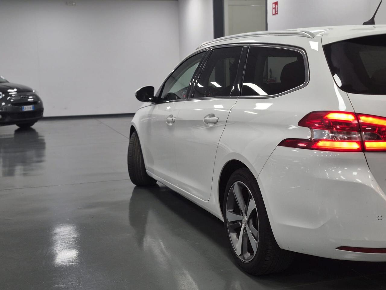 Peugeot 308 BlueHDi 120 S&S SW GT Line