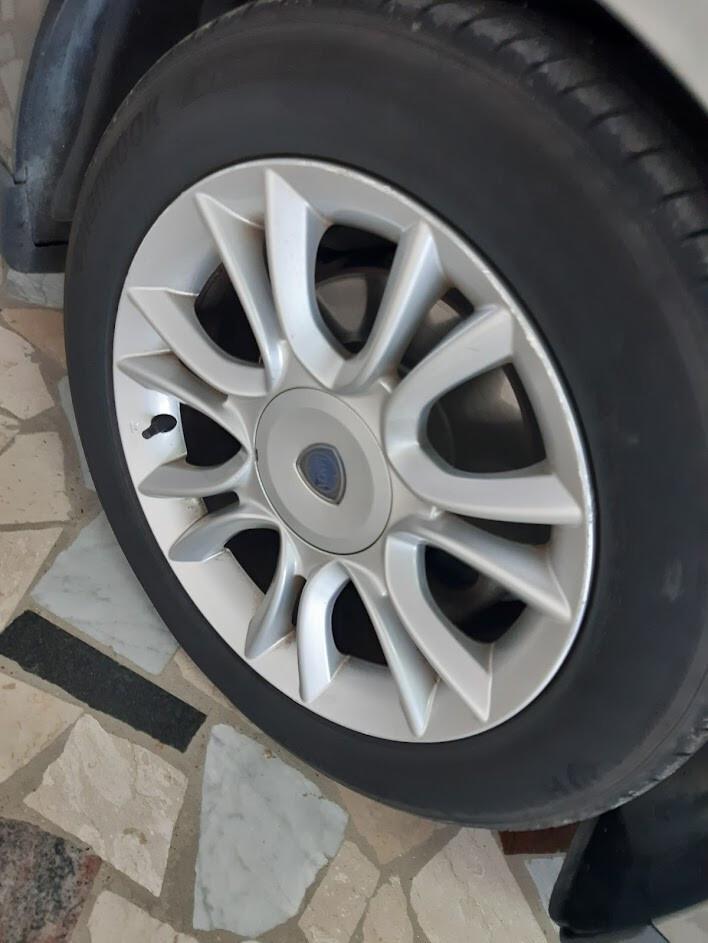 Lancia Delta 1.6 MJT DPF Oro unico proprietario